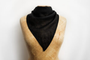The Elba Scarf Black - Image 4