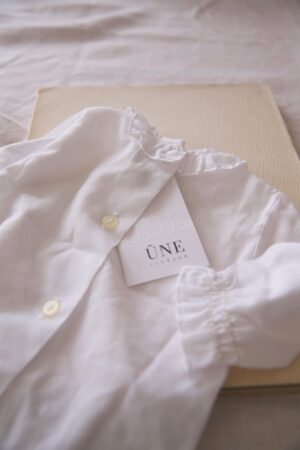 Vintage childrens blouse with lace collar - Image 2