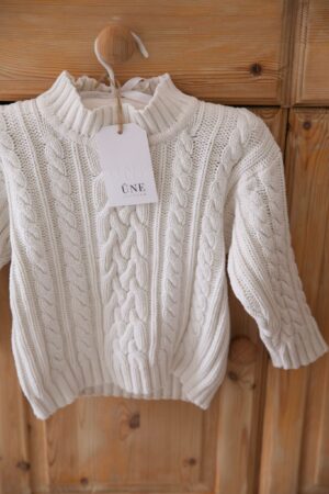 Vintage childrens cable knit sweater - Image 3