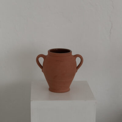 Petite terracotta amfora