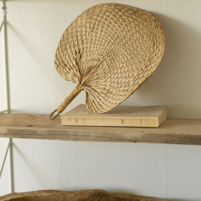 Hand-woven straw fan