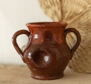Petite terracotta amfora