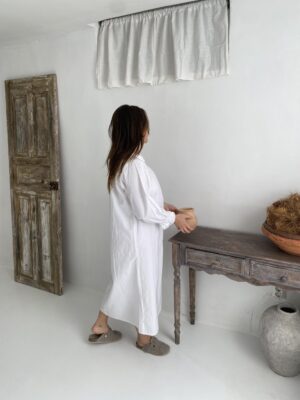 White sleeper dress - Image 3
