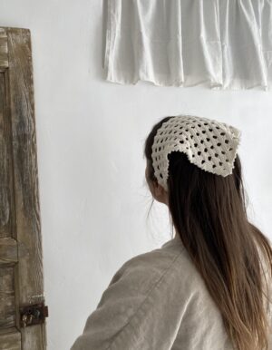 The Uncinetta head scarf
