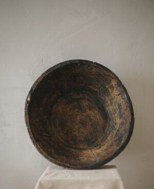 Raw antique wood bowl - Image 3