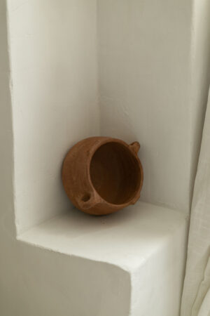 Antique Terracotta pot with handles - Image 3