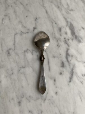 Vintage sugar spoon in silver - Image 2