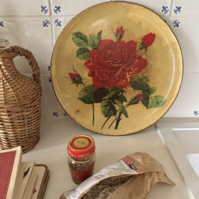 Vintage rose patterned tray