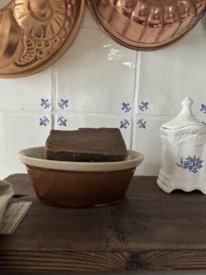 Vintage stonware soapdish - Image 5