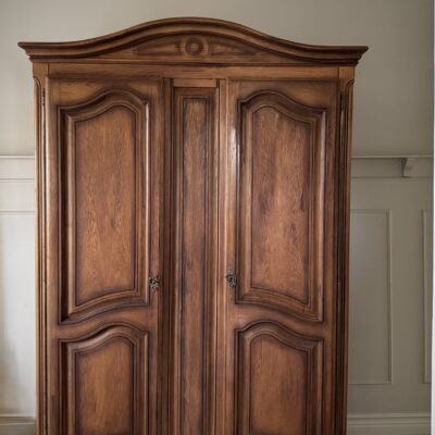French Oak Linen Cabinet - Closet 1900