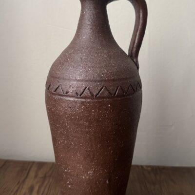 Rustic brown Pitcher stoneware, glaced. Signed Bengt Harald Wall. Swedish ceramic born in Lund 18 May 1914